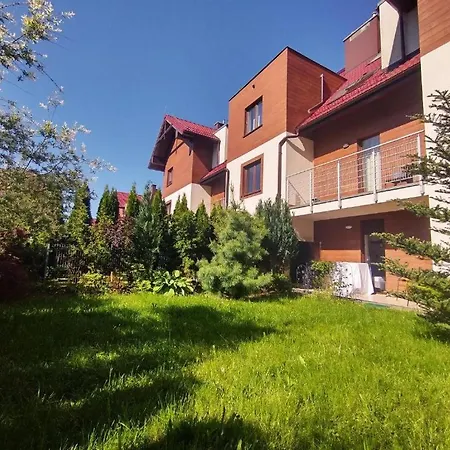 Pod Gwiazdami, Z Dwoma Ogrodkami I Dwoma Tarasami Appartement Polanica-Zdrój