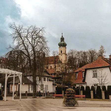 Pod Gwiazdami, Z Dwoma Ogrodkami I Dwoma Tarasami Daire