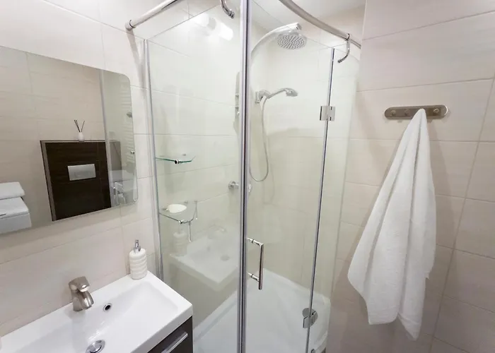 Pod Gwiazdami, Z Dwoma Ogrodkami I Dwoma Tarasami アパート *