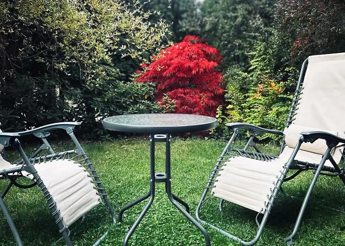 Pod Gwiazdami, Z Dwoma Ogrodkami I Dwoma Tarasami Apartman